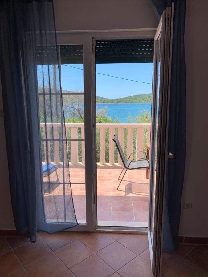 Villa Magica Pirovac Εξωτερικό φωτογραφία